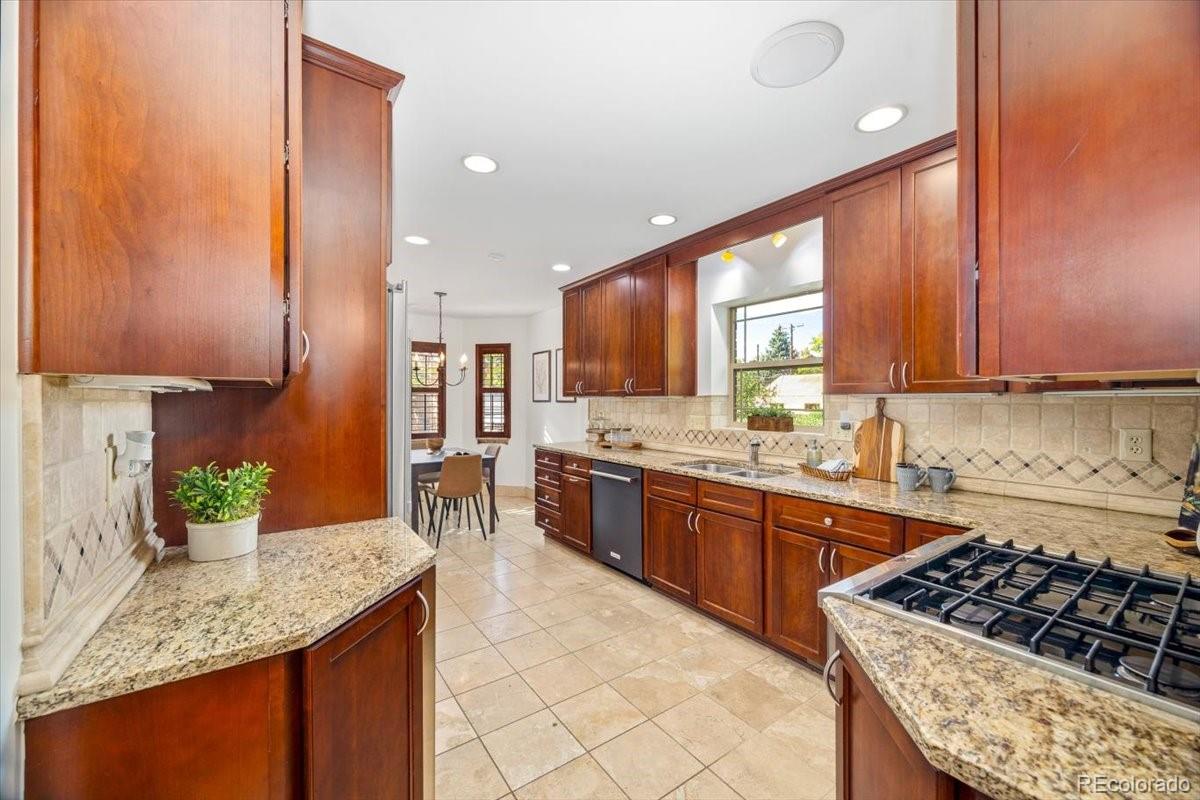 1090 Bonnie Brae Boulevard Denver CO 80209
