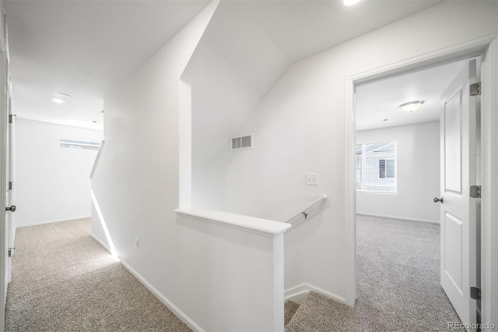 46589 Sunflower Lane Bennett CO 80102