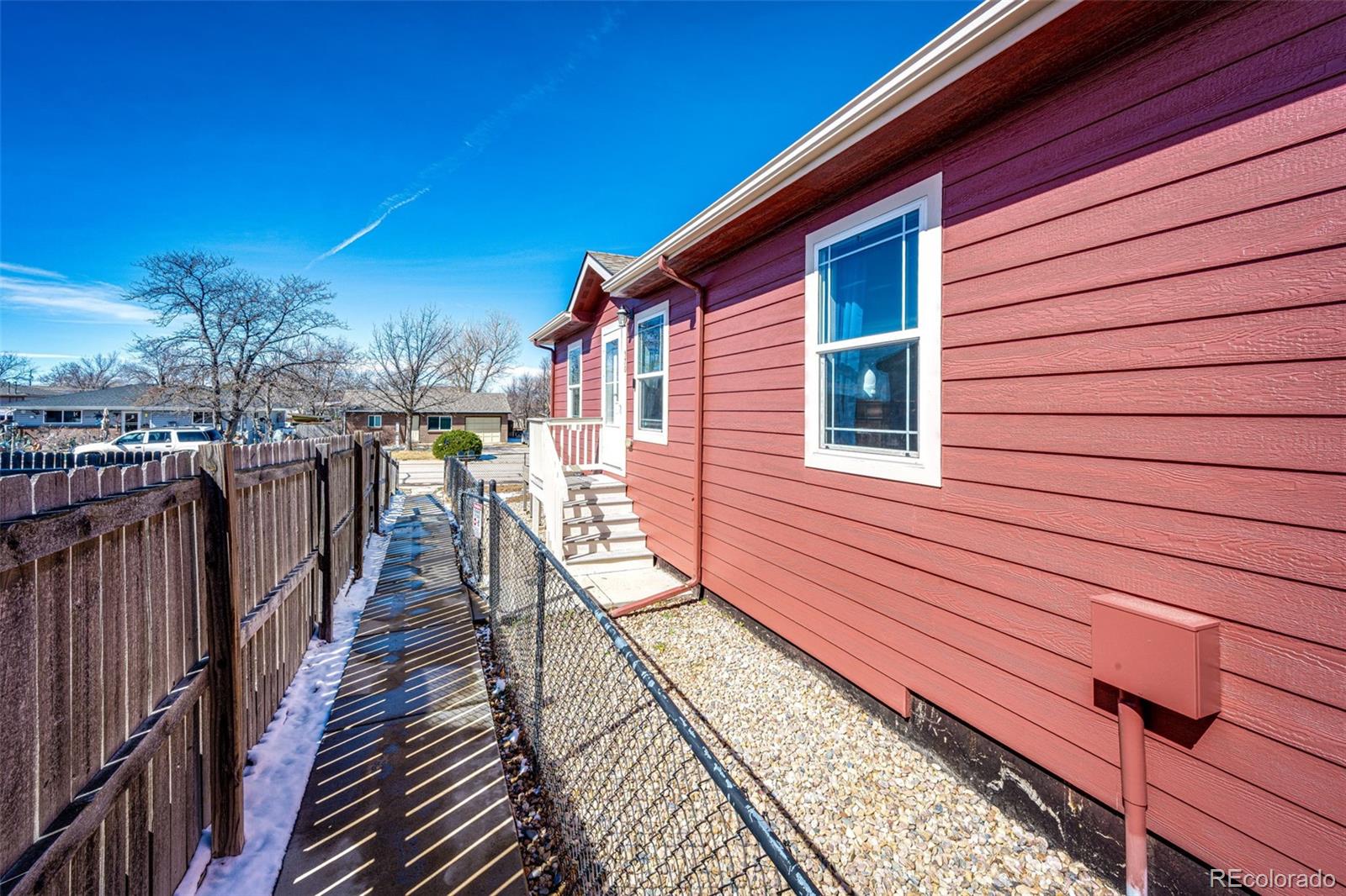 570 4th Street Bennett CO 80102