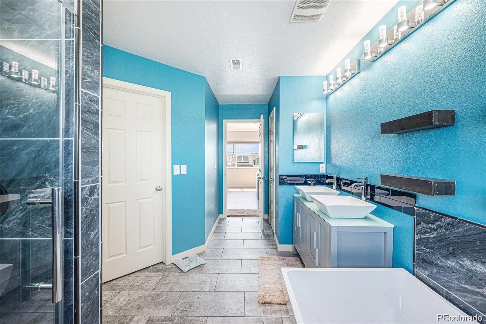 6147 N Flanders Street Aurora CO 80019