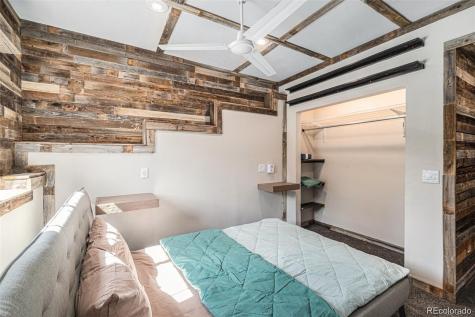 6147 N Flanders Street Aurora CO 80019