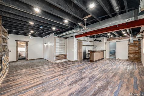 6147 N Flanders Street Aurora CO 80019