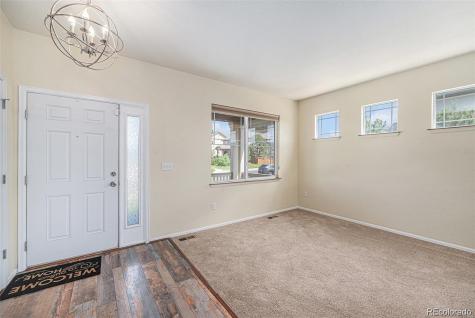 6147 N Flanders Street Aurora CO 80019