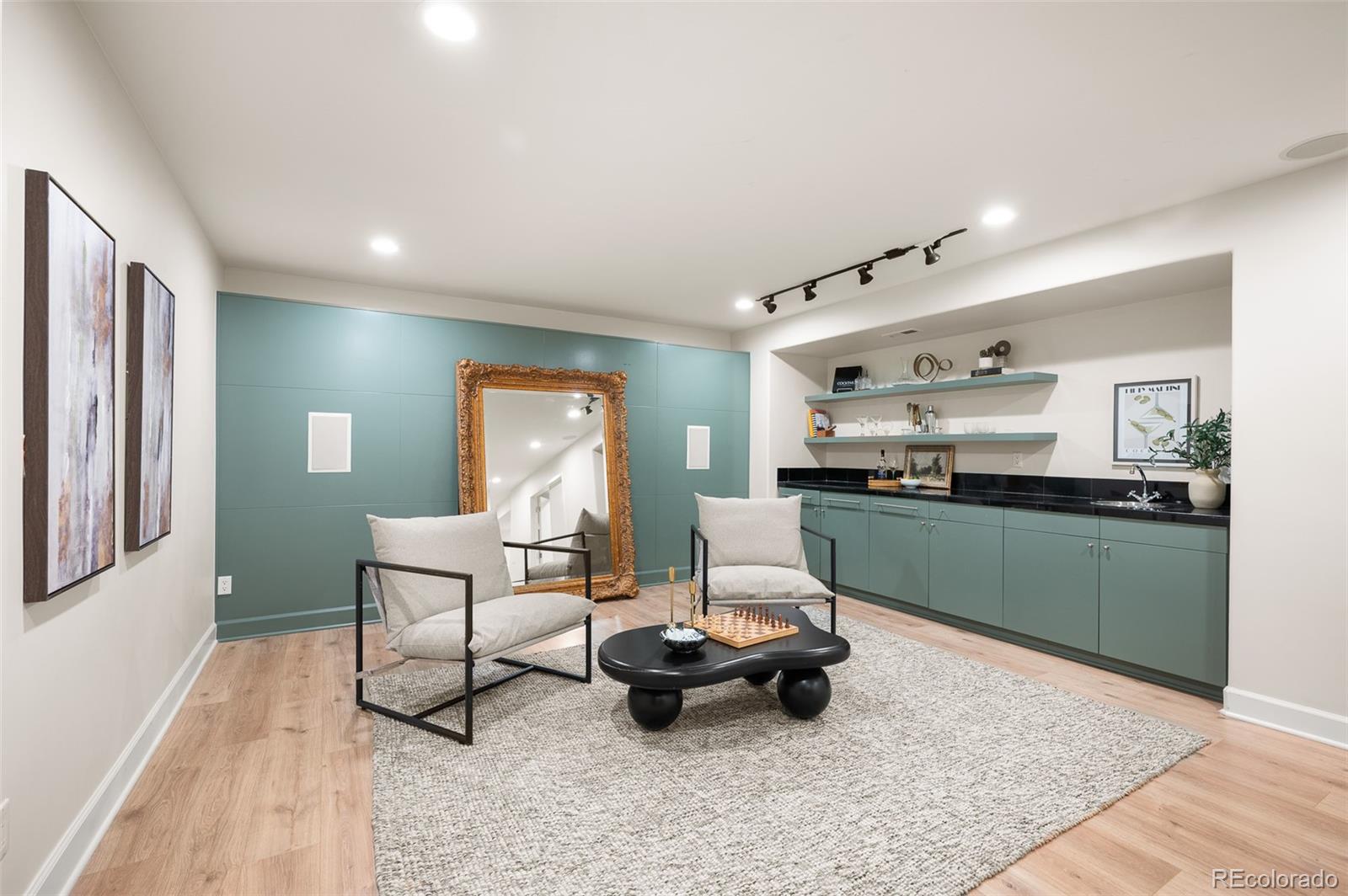559 Jackson Street Denver CO 80206