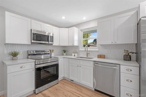 6182 Field Street Arvada CO 80004