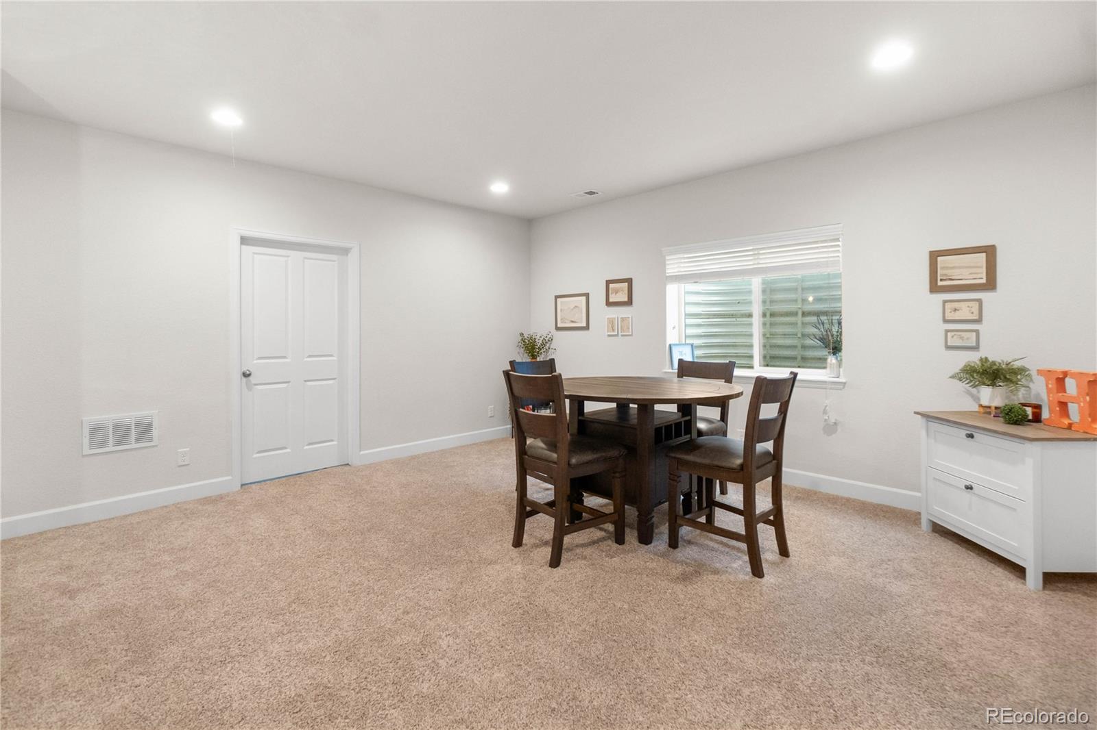 32 N Jackson Gap Way Aurora CO 80018