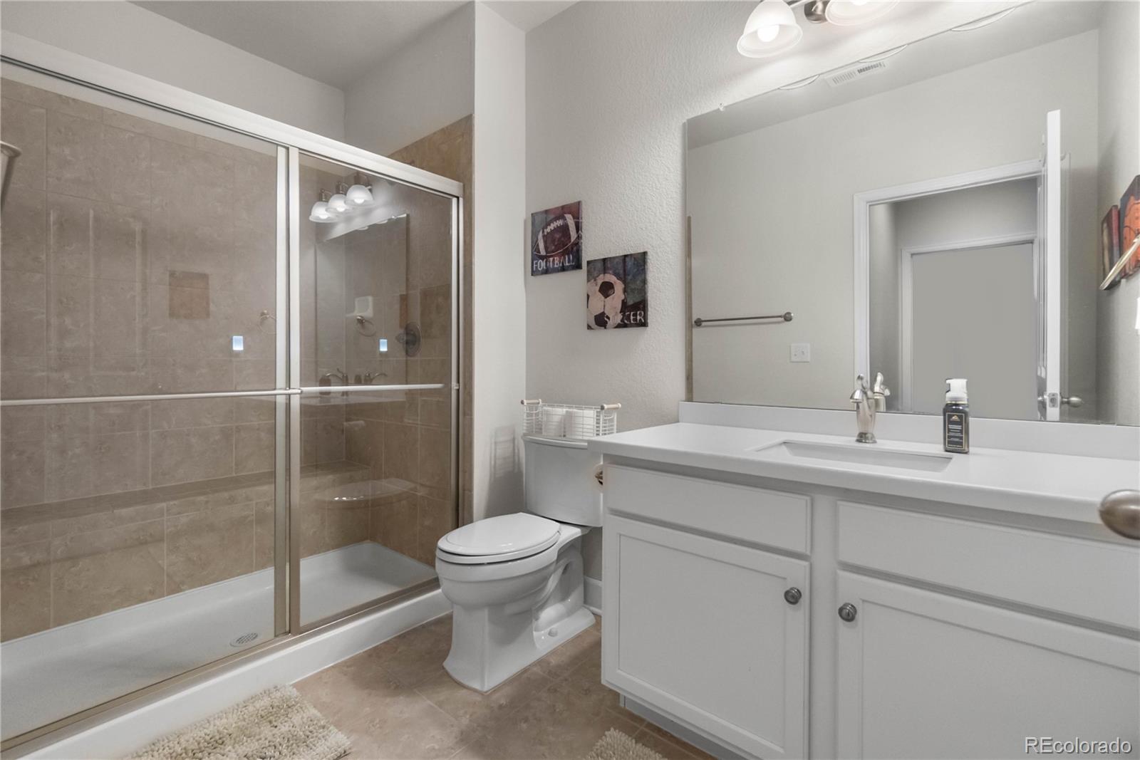 32 N Jackson Gap Way Aurora CO 80018
