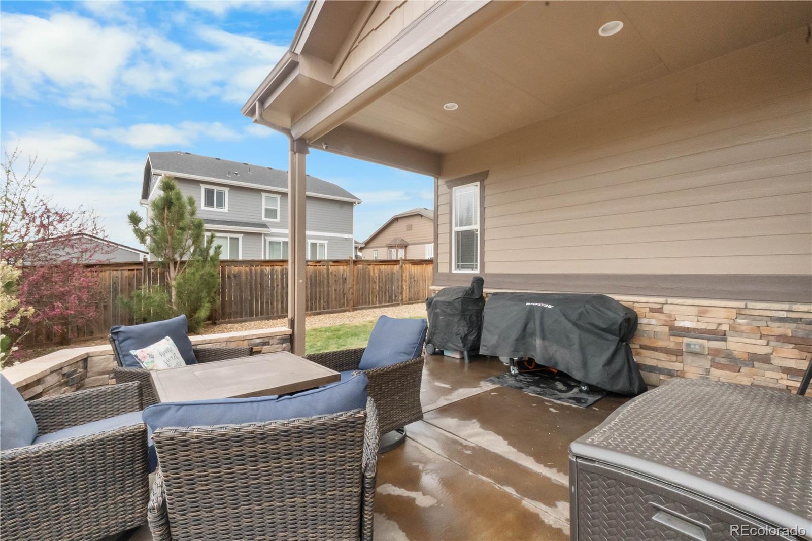 32 N Jackson Gap Way Aurora CO 80018