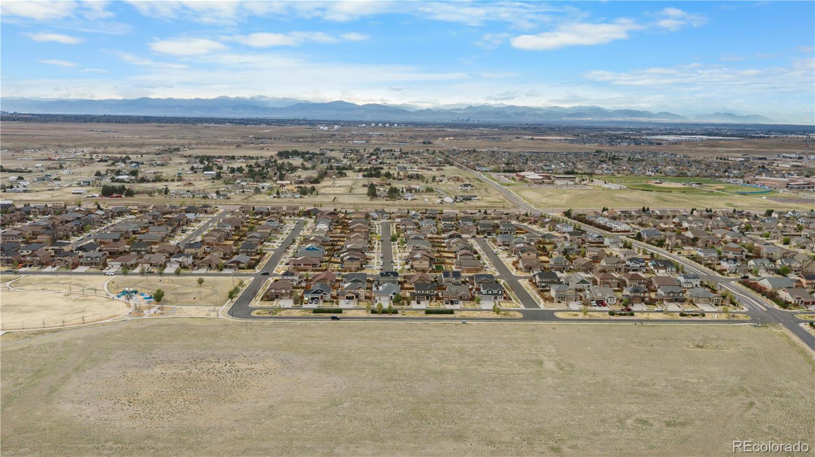 32 N Jackson Gap Way Aurora CO 80018