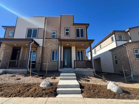 6589 N Netherland Street Aurora CO 80019