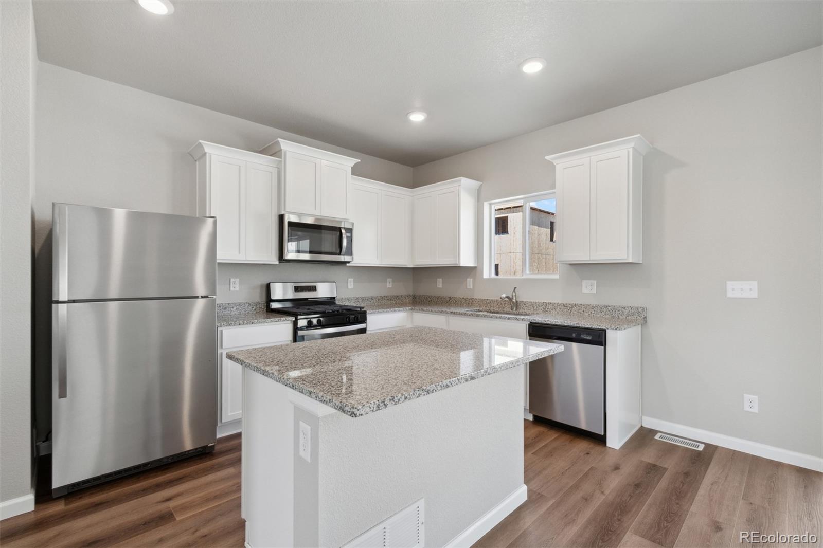 7321 Crystal Avenue Frederick CO 80530