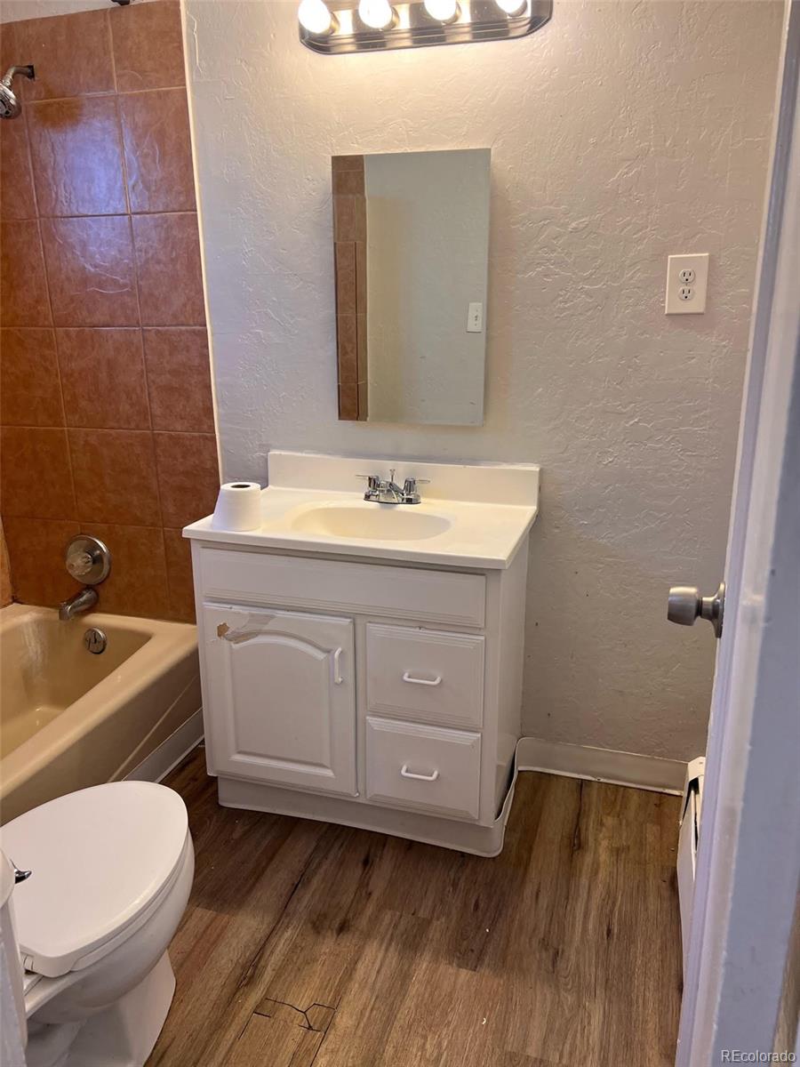 3440 W Custer Place Denver CO 80219