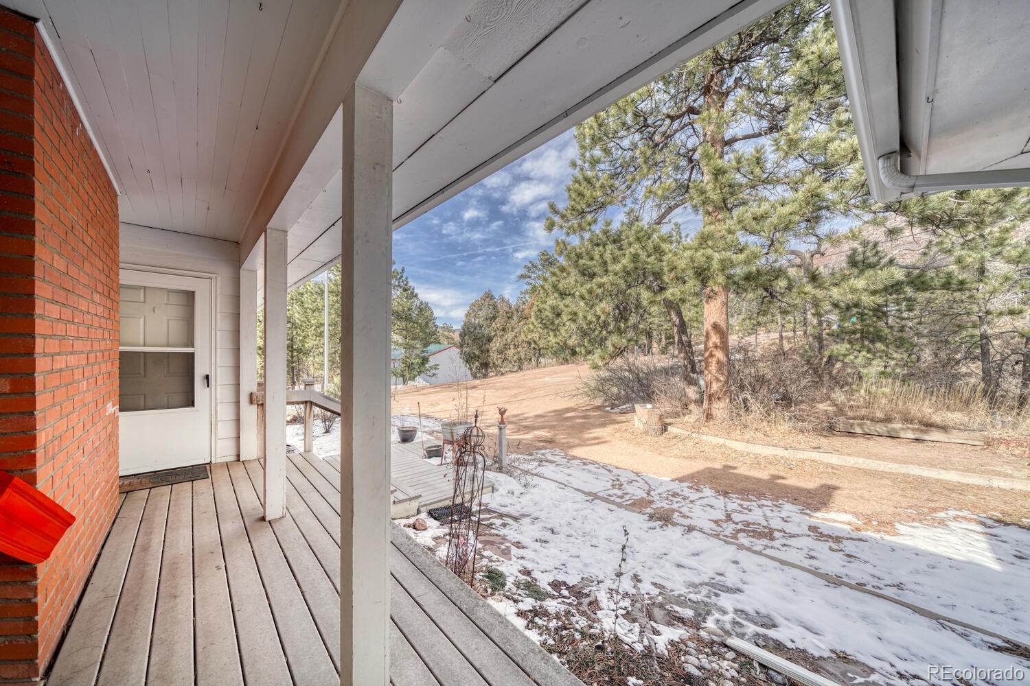 8225 W Us Highway 24 Cascade CO 80809