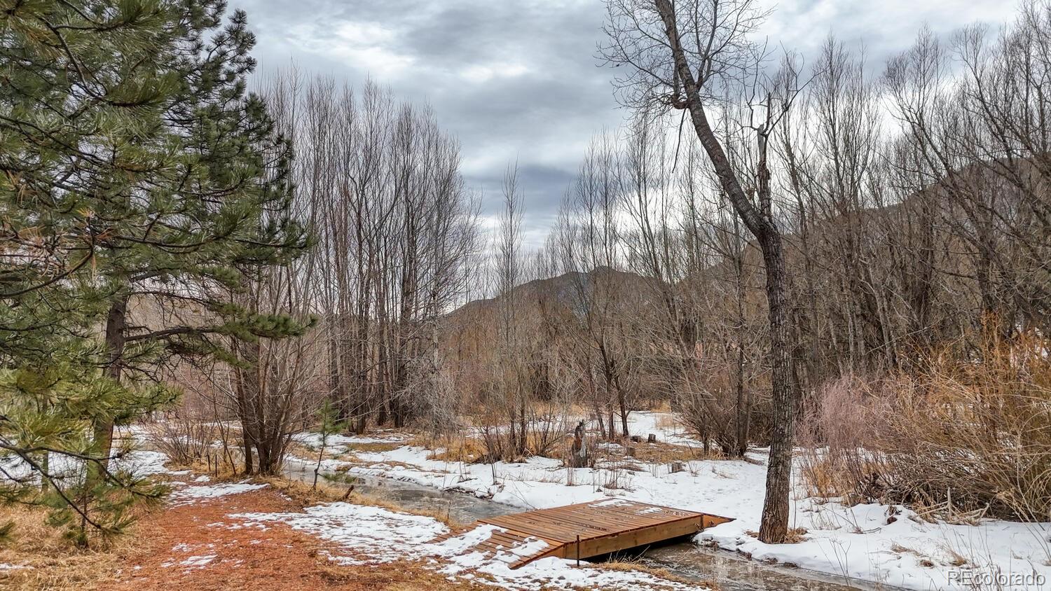 8225 W Us Highway 24 Cascade CO 80809