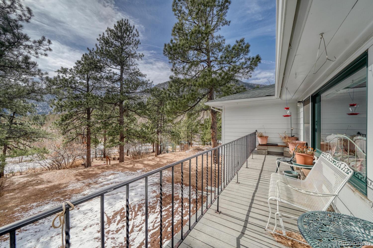 8225 W Us Highway 24 Cascade CO 80809