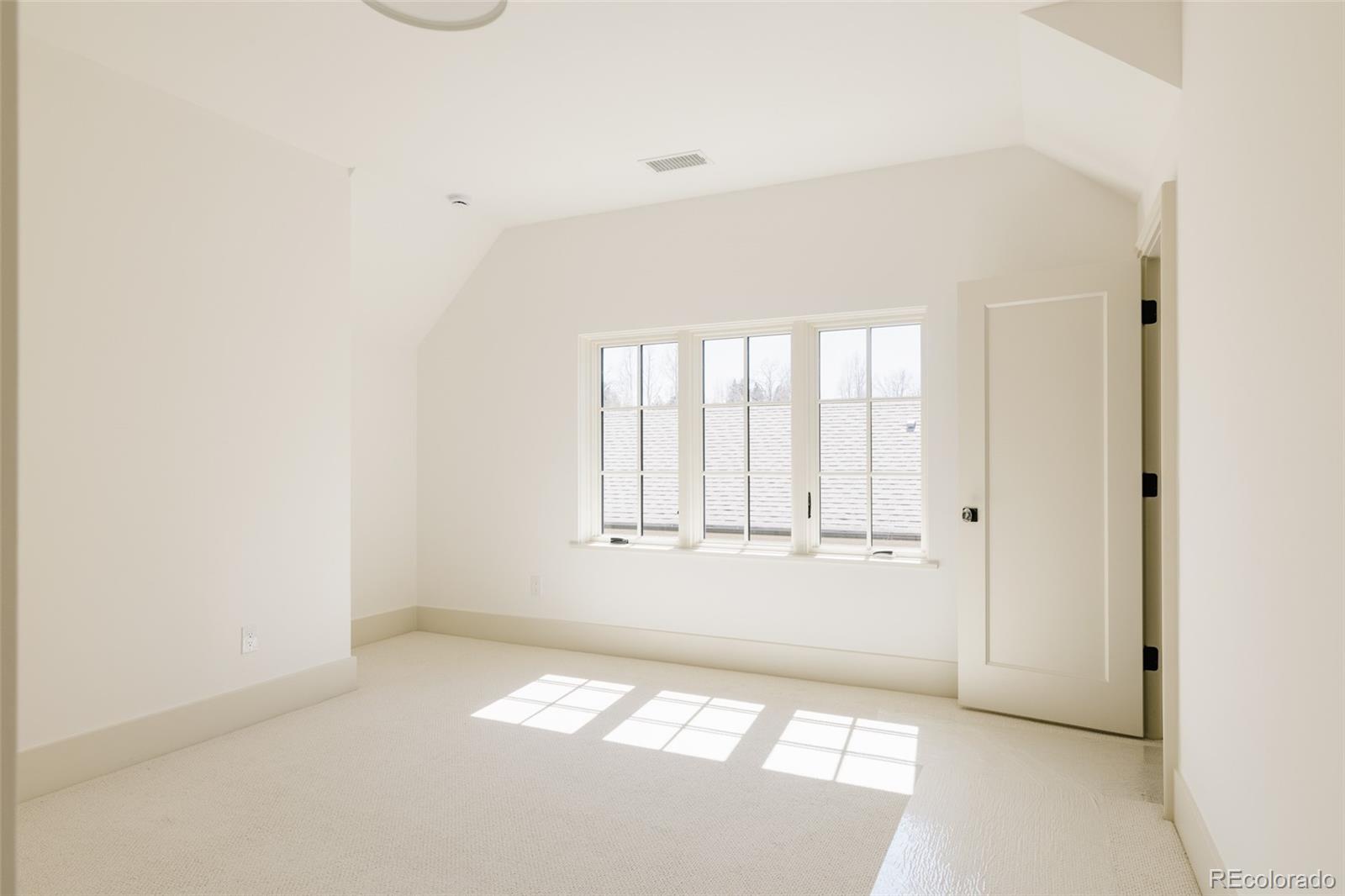 858 S Saint Paul Street Denver CO 80209
