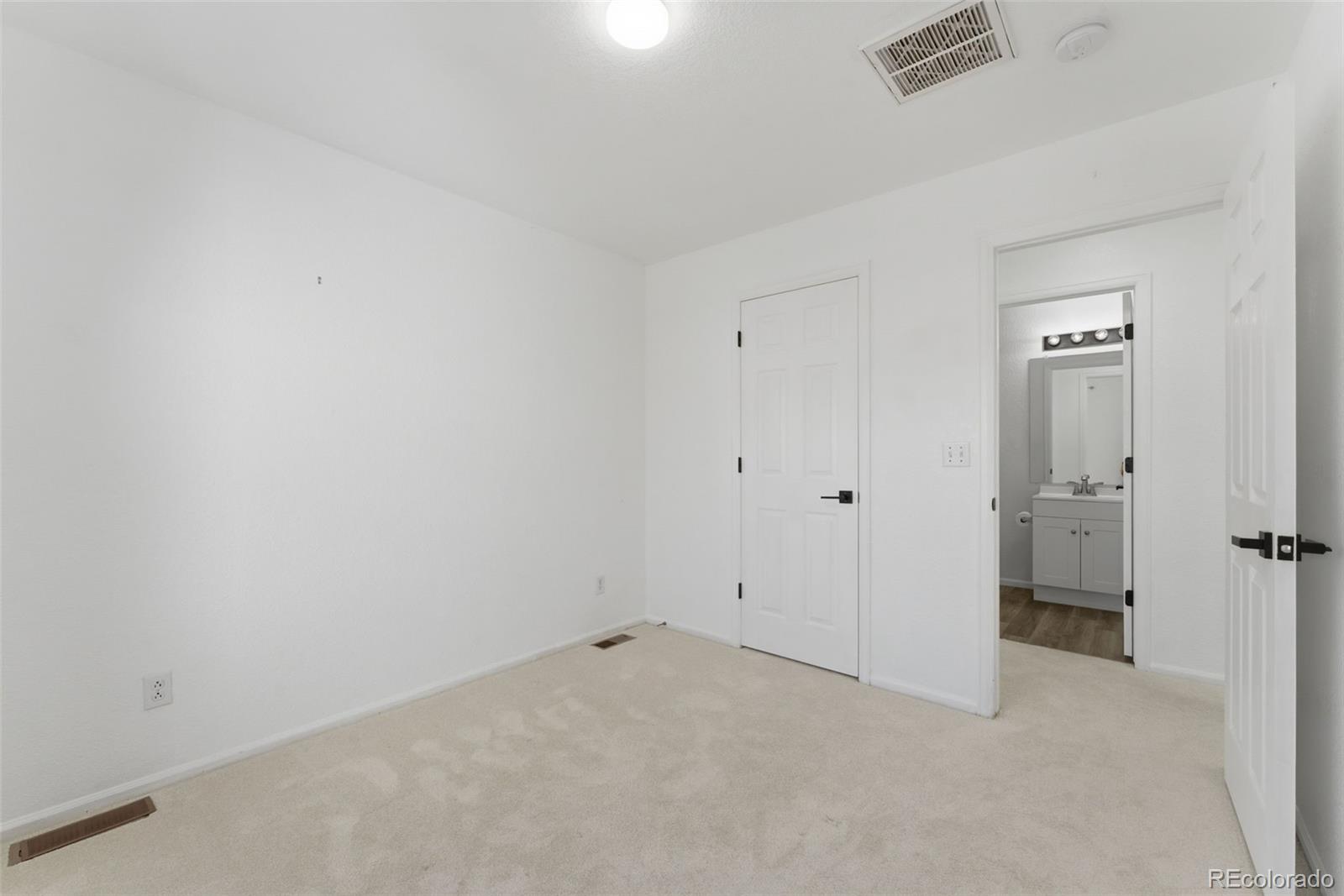 10657 Forester Place Longmont CO 80504