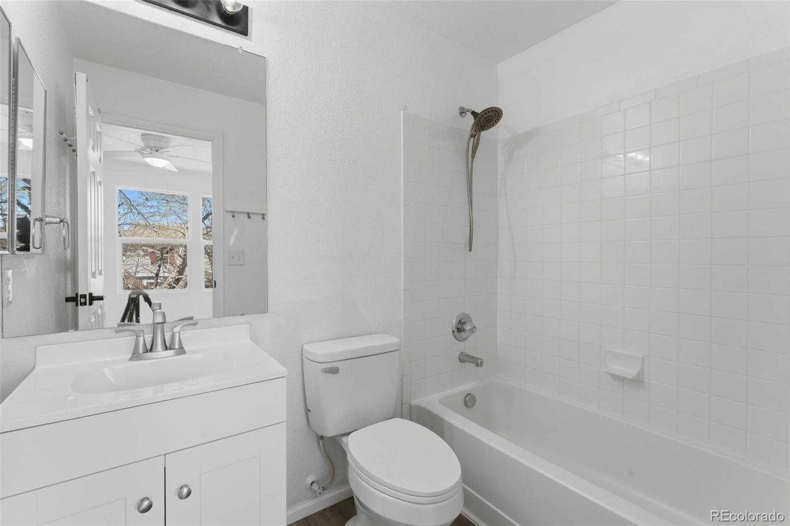 10657 Forester Place Longmont CO 80504