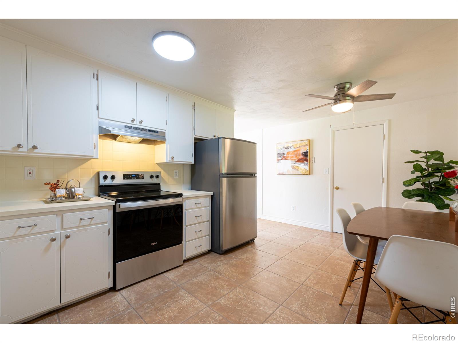 14 S Gay Drive Longmont CO 80501
