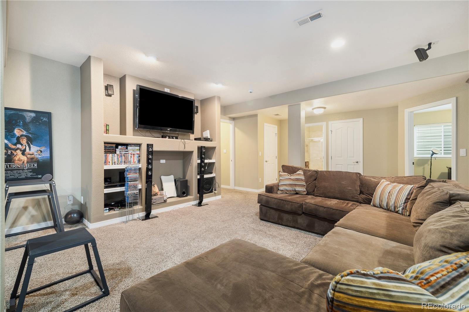 9884 Telluride Street Commerce City CO 80022
