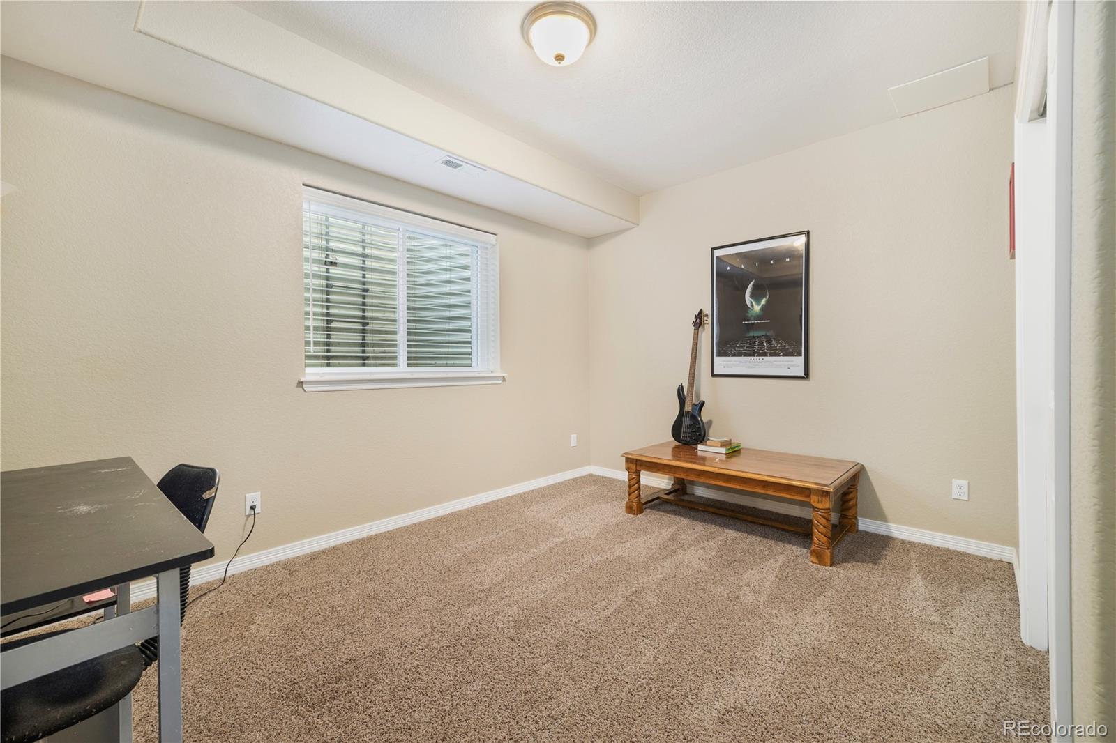 9884 Telluride Street Commerce City CO 80022