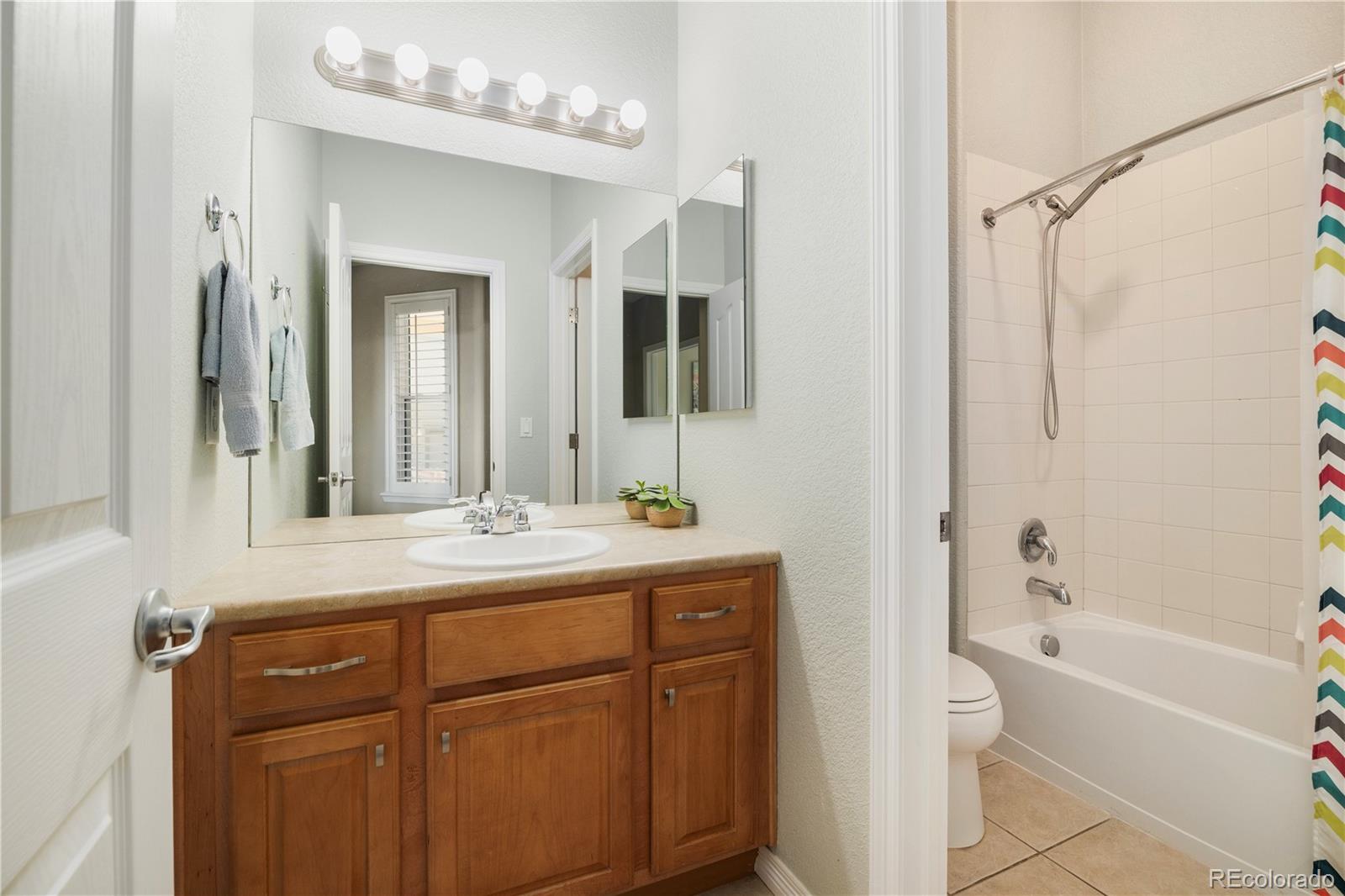 9884 Telluride Street Commerce City CO 80022