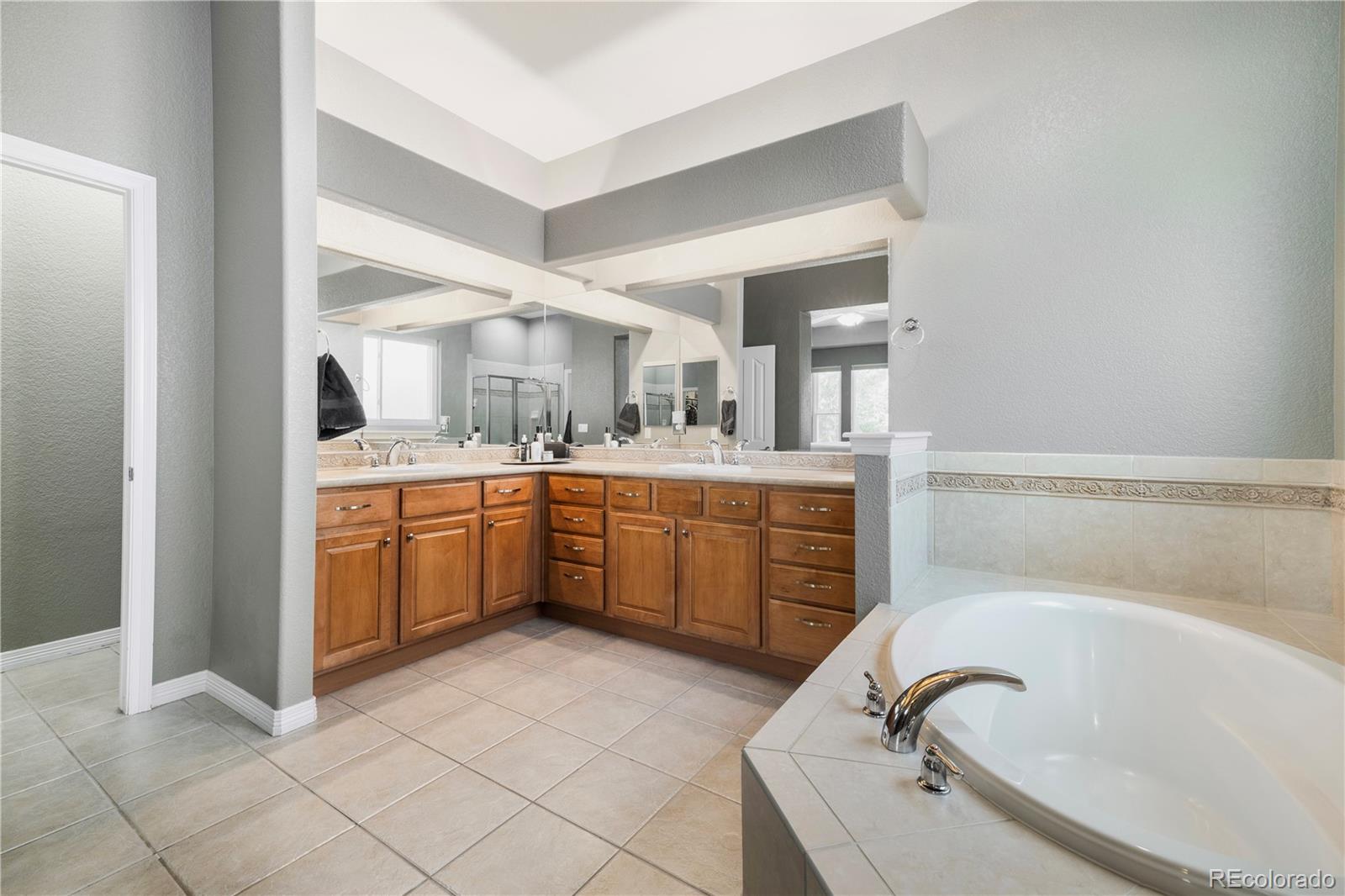 9884 Telluride Street Commerce City CO 80022