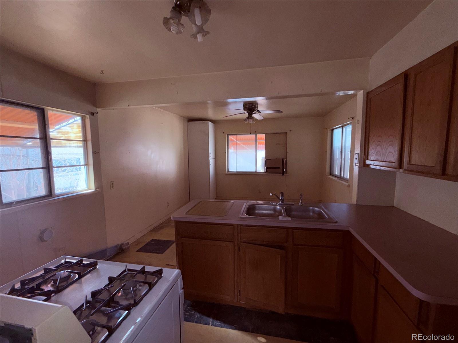 435 Perry Street Denver CO 80204