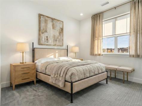 6638 S White Crow Court Aurora CO 80016