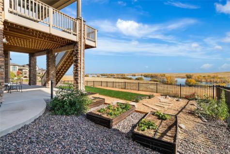 6638 S White Crow Court Aurora CO 80016