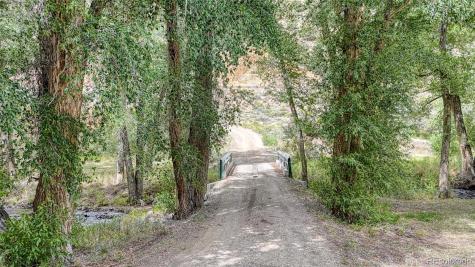 3270 Us-285 Salida CO 81201