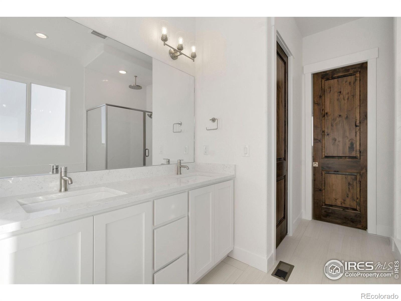 23835 E River Front Drive Aurora CO 80019