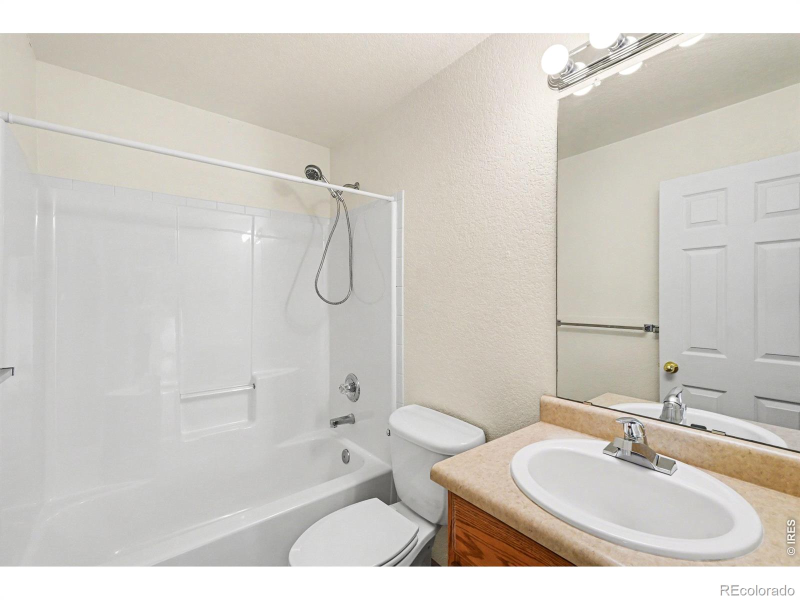 317 Sunset Drive La Salle CO 80645