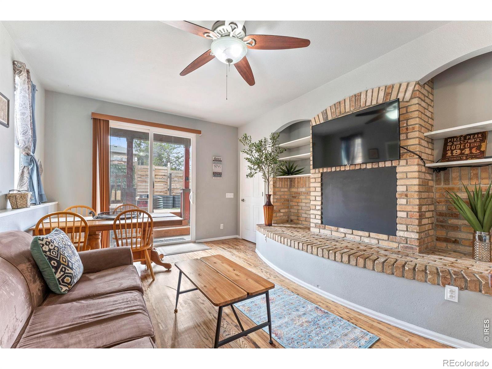 321 Graceland Grove Colorado Springs CO 80904