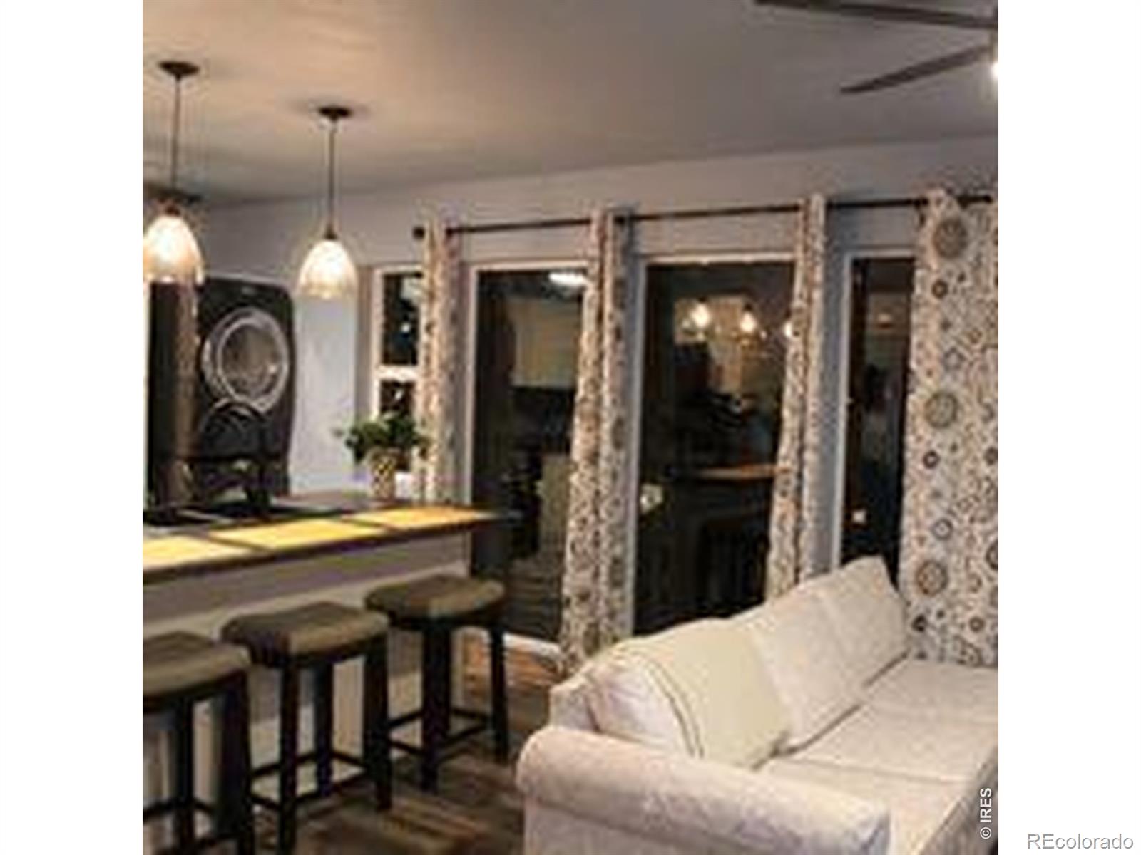 321 Graceland Grove Colorado Springs CO 80904