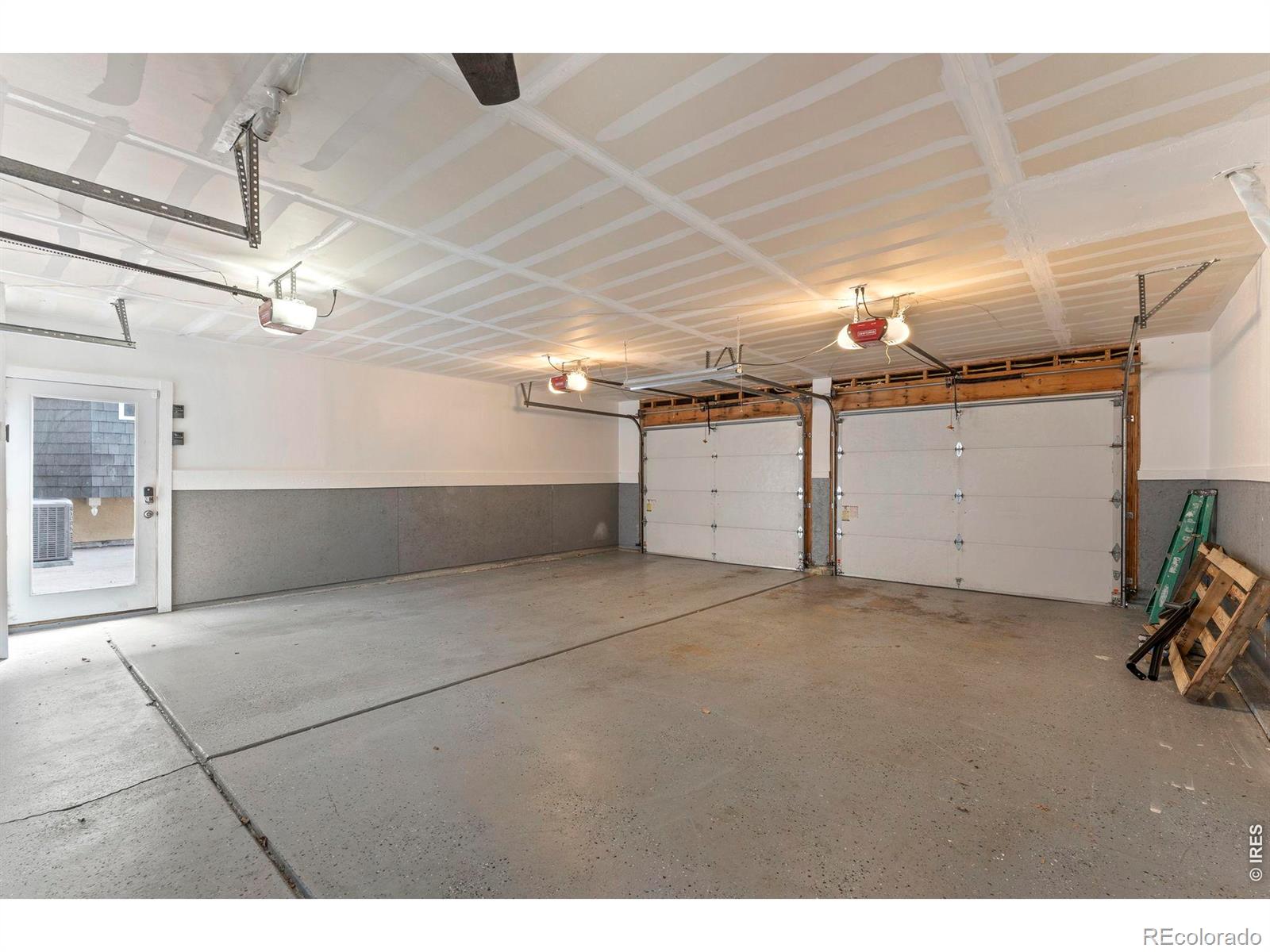321 Graceland Grove Colorado Springs CO 80904