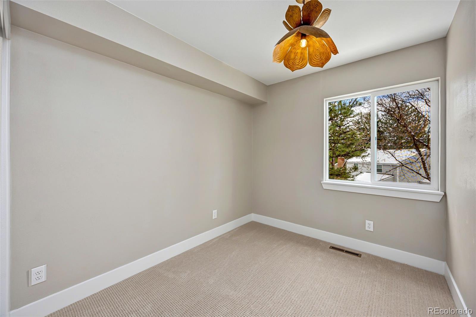 7128 S Glencoe Court Centennial CO 80122