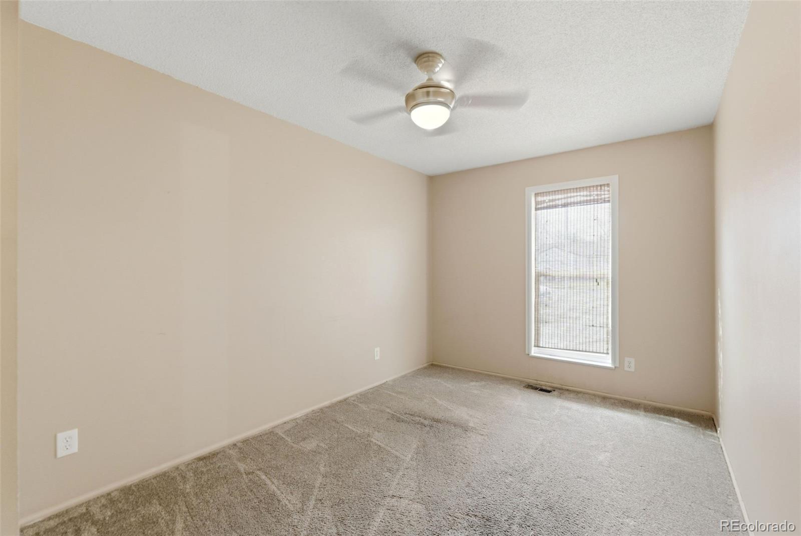 1112 S Bahama Street Aurora CO 80017
