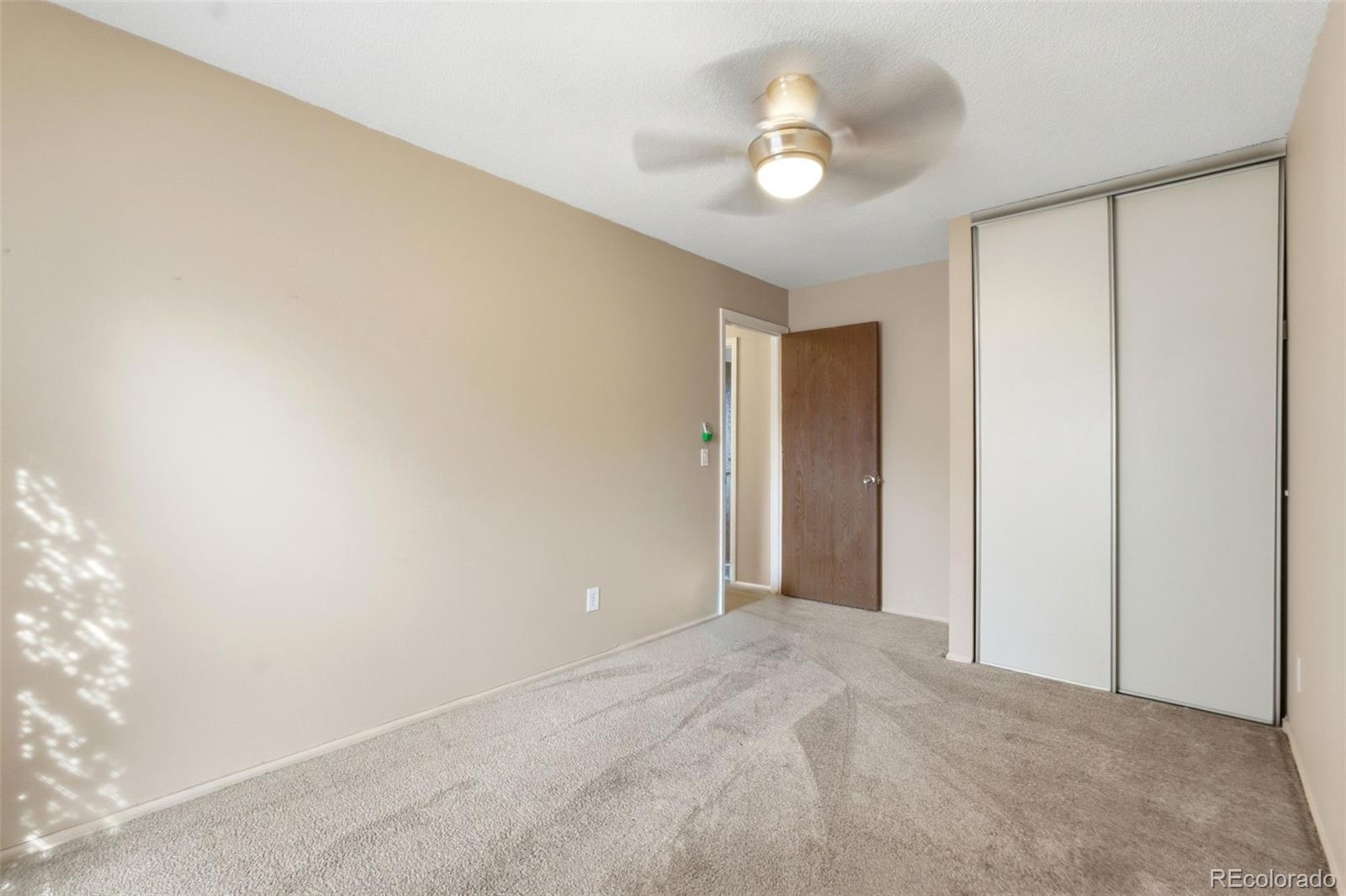 1112 S Bahama Street Aurora CO 80017