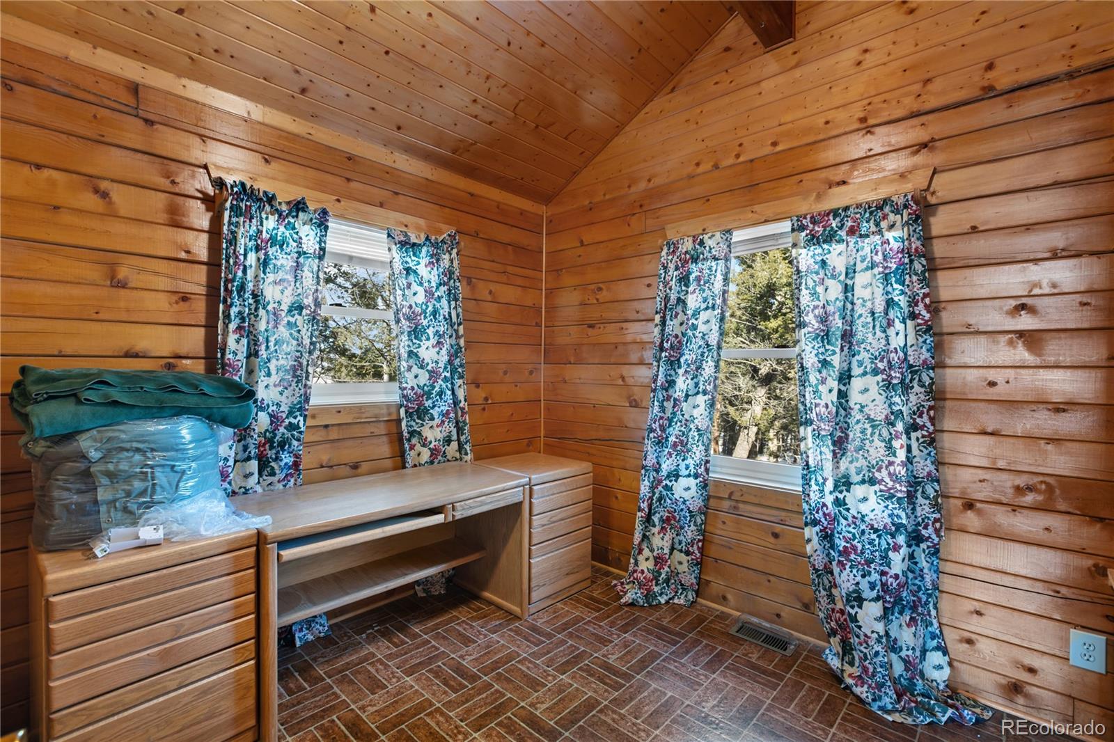 730 Cheyenne Creek Lake George CO 80827