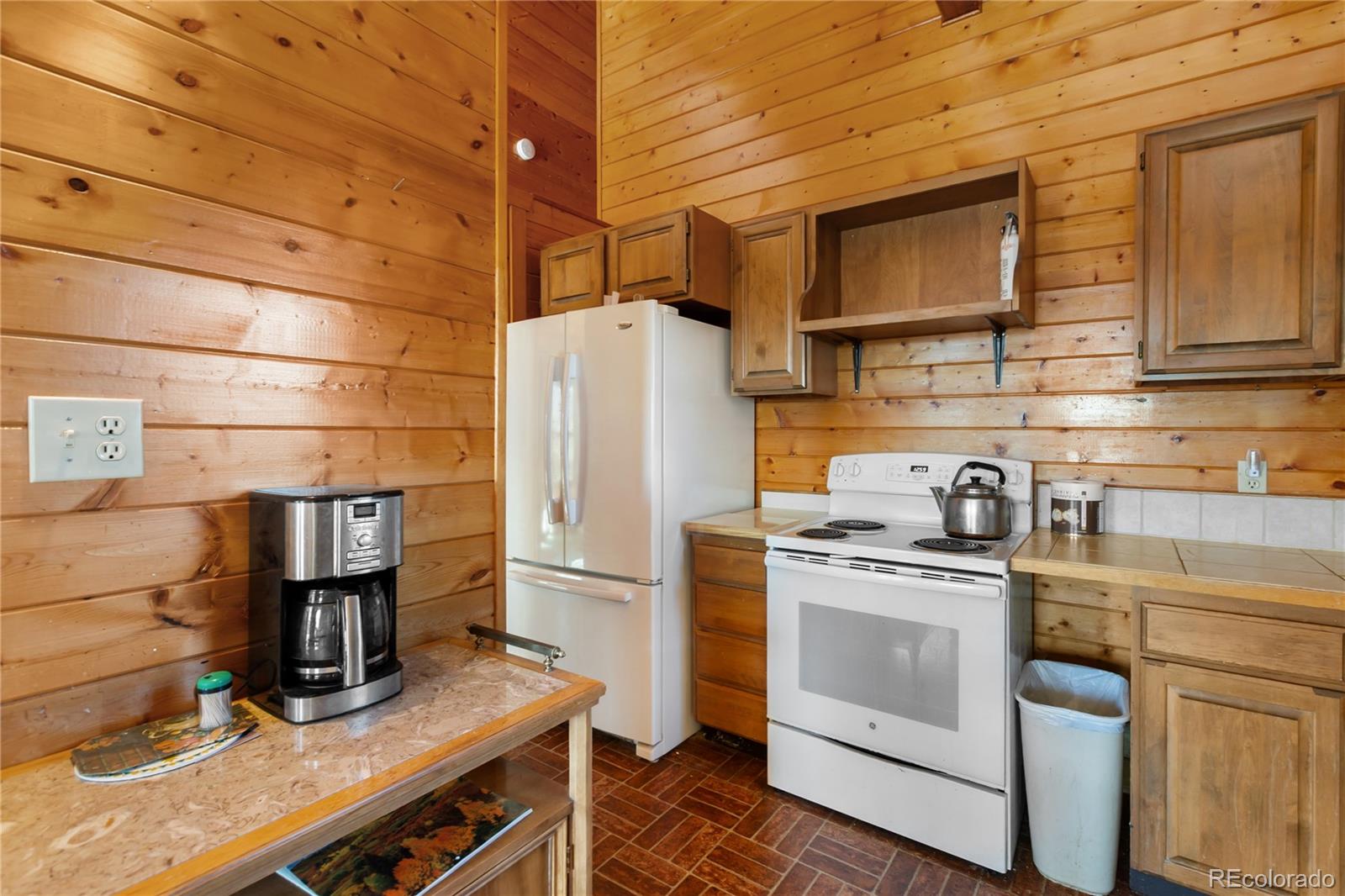 730 Cheyenne Creek Lake George CO 80827