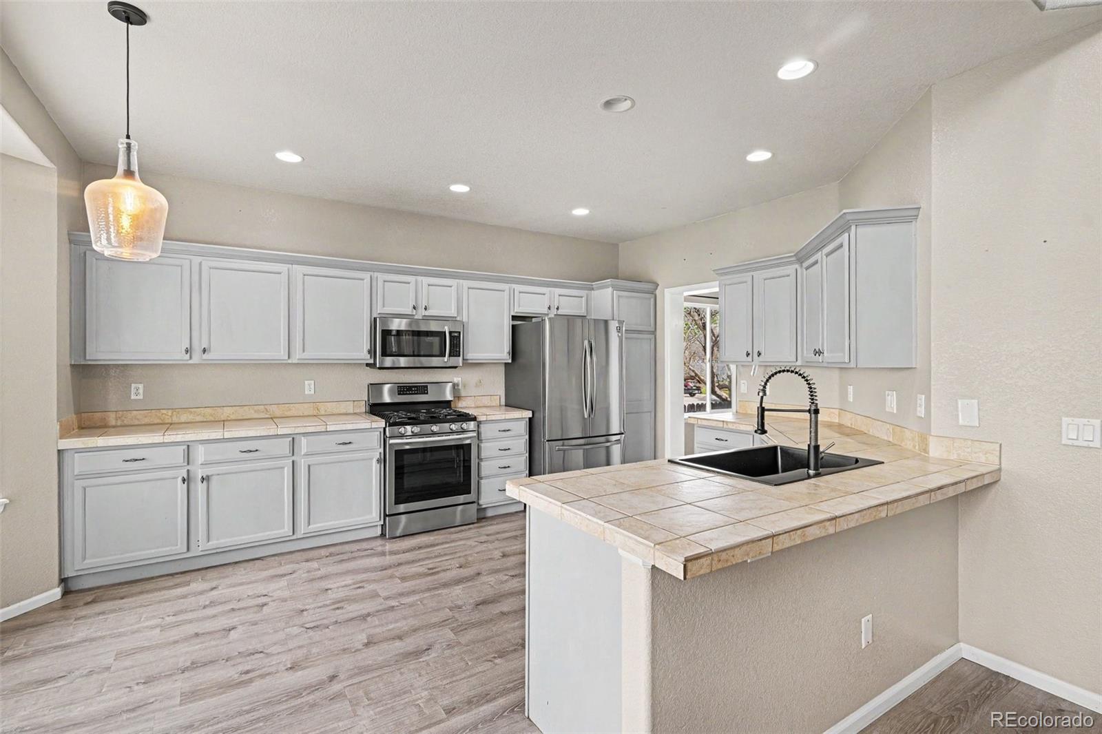 6019 S Ukraine Circle Aurora CO 80015