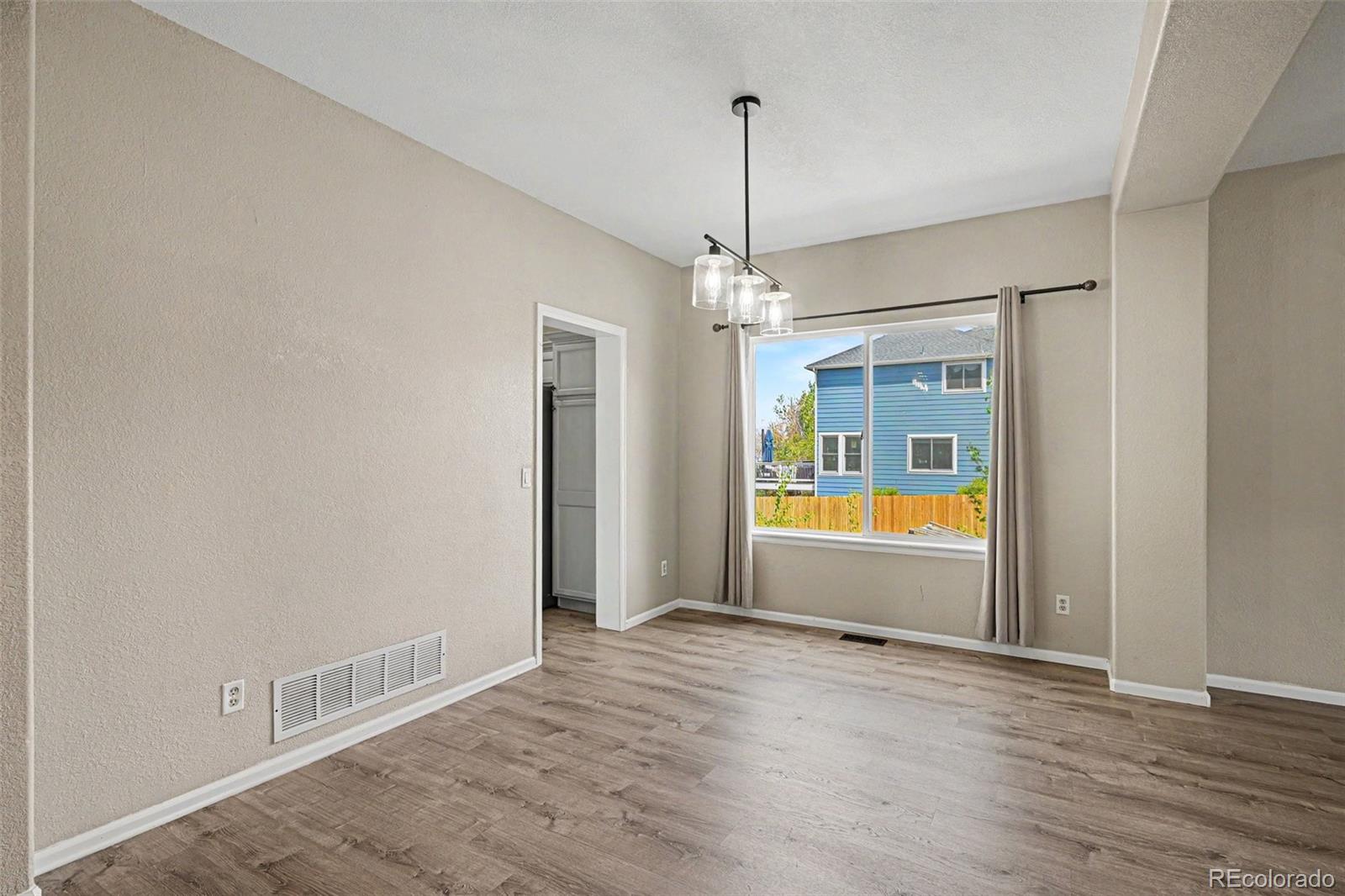 6019 S Ukraine Circle Aurora CO 80015