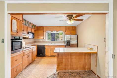 926 S Robb Way Lakewood CO 80226