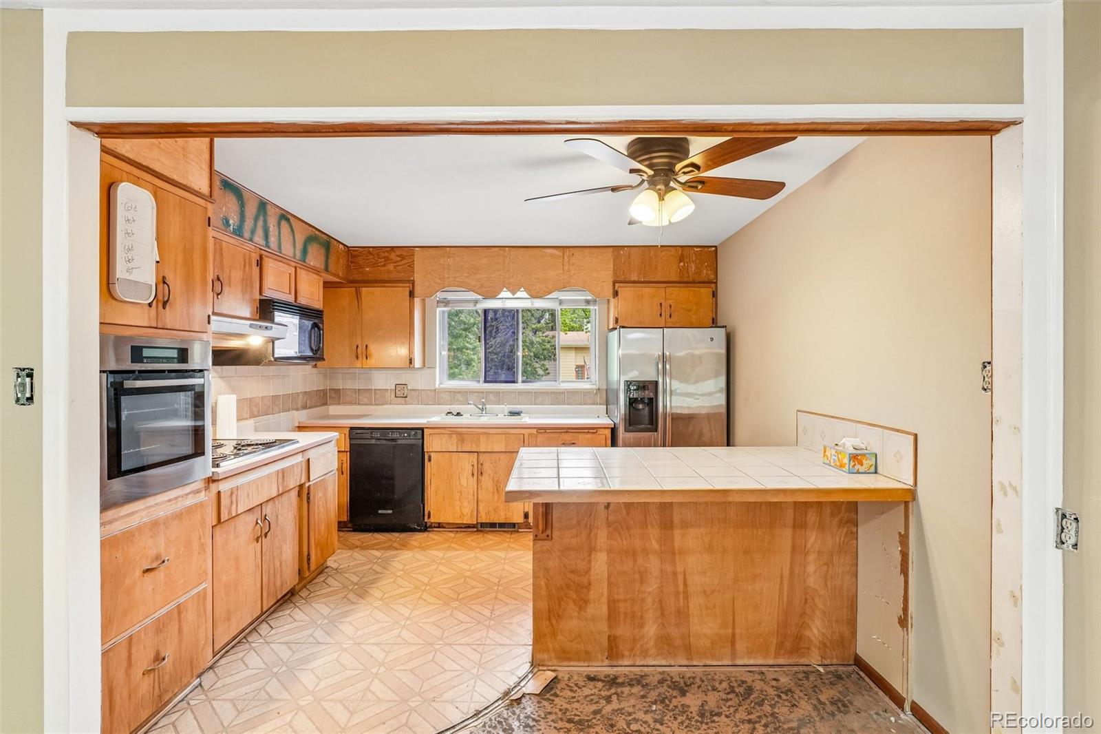 926 S Robb Way Lakewood CO 80226