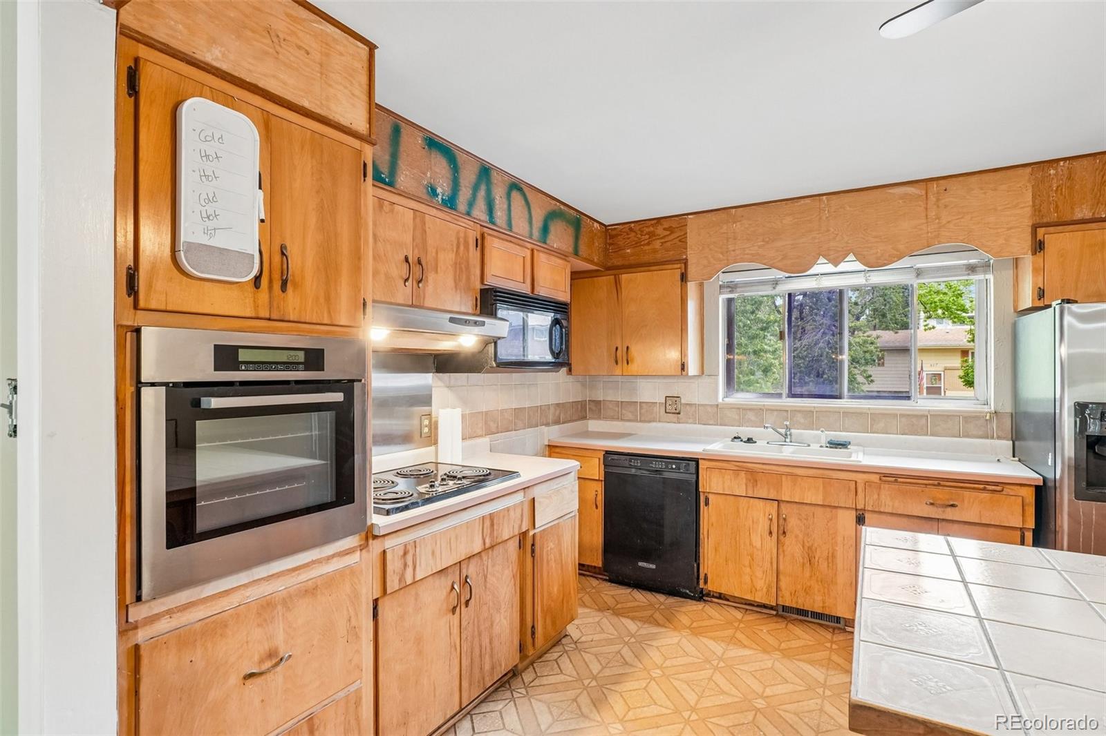 926 S Robb Way Lakewood CO 80226