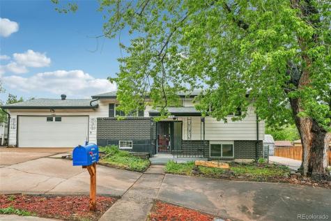 926 S Robb Way Lakewood CO 80226