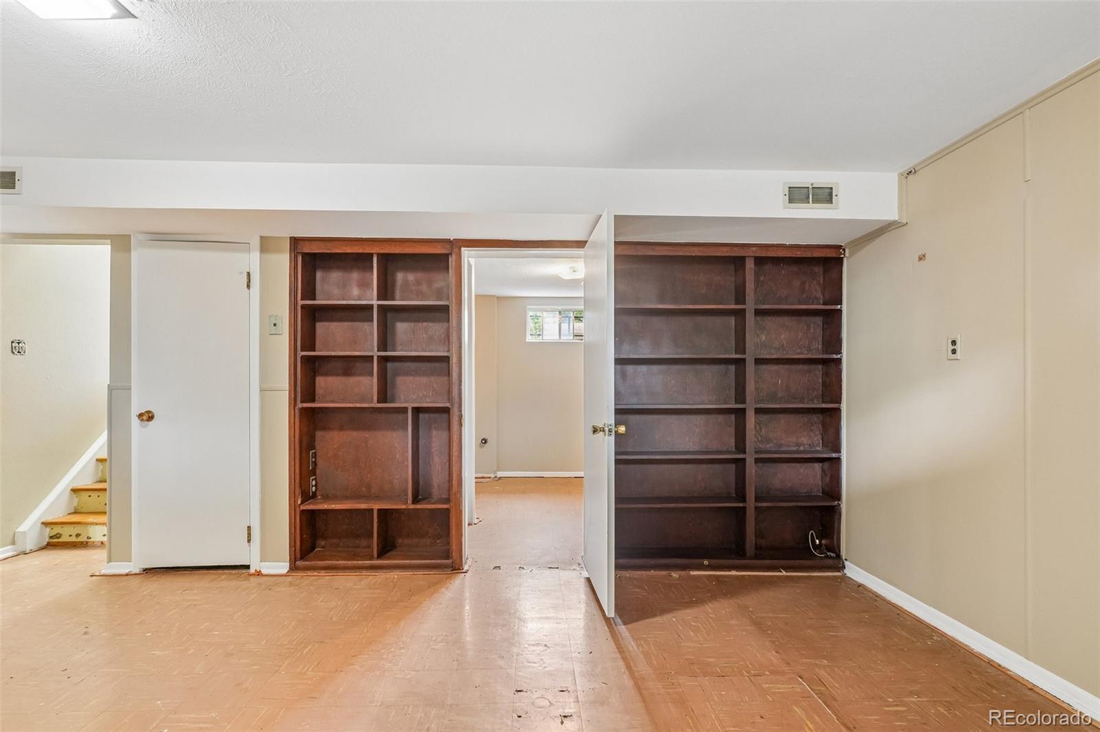 926 S Robb Way Lakewood CO 80226