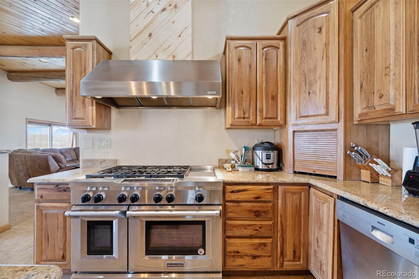 988 P Street Penrose CO 81240