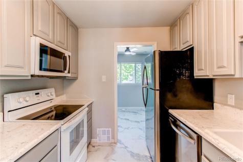 1170 Kingston Street Aurora CO 80010